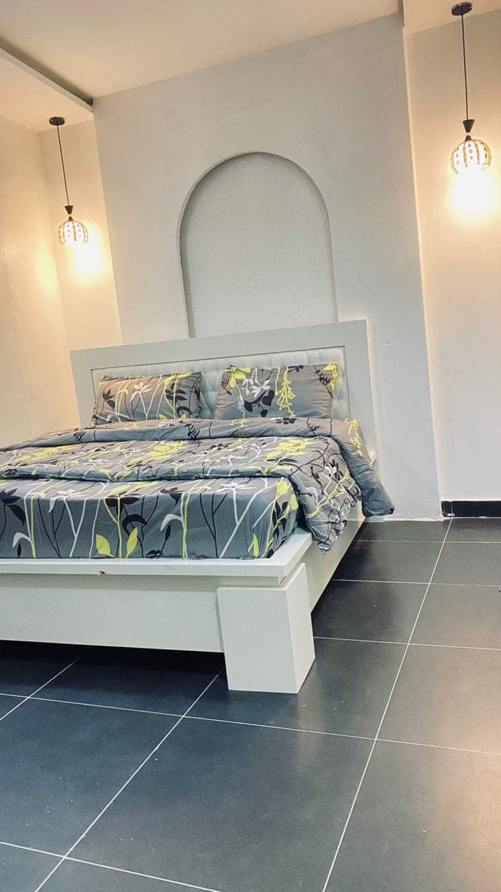 Chambre avec lit double