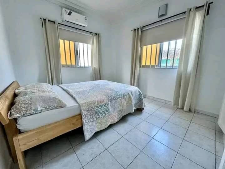 Chambre avec lit double